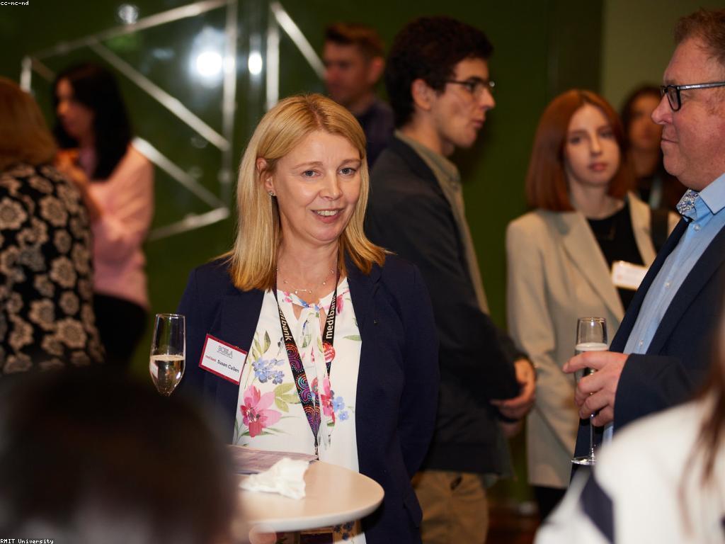 សារៈសំខាន់នៃព័ត៌មានអាជ្ញាប័ណ្ណសម្រាប់ការអភិវឌ្ឍន៍អាជីវកម្ម